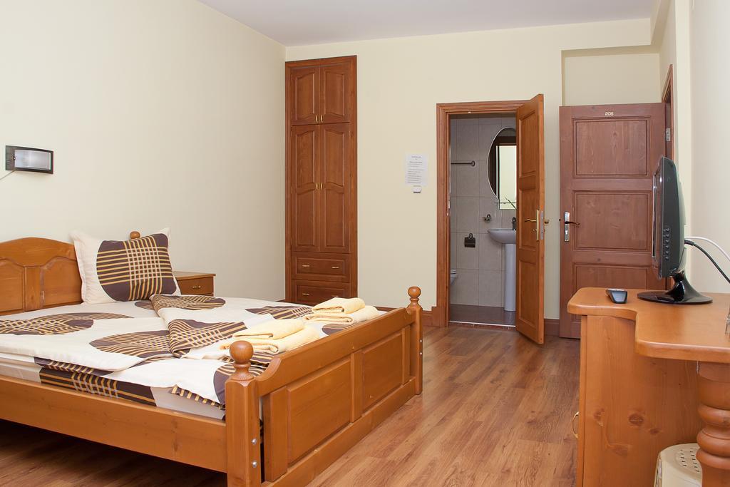 Guest House London Velingrado Habitación foto