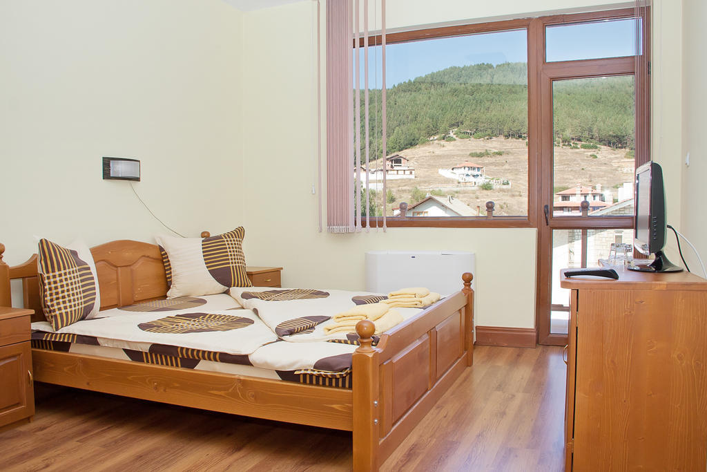 Guest House London Velingrado Habitación foto
